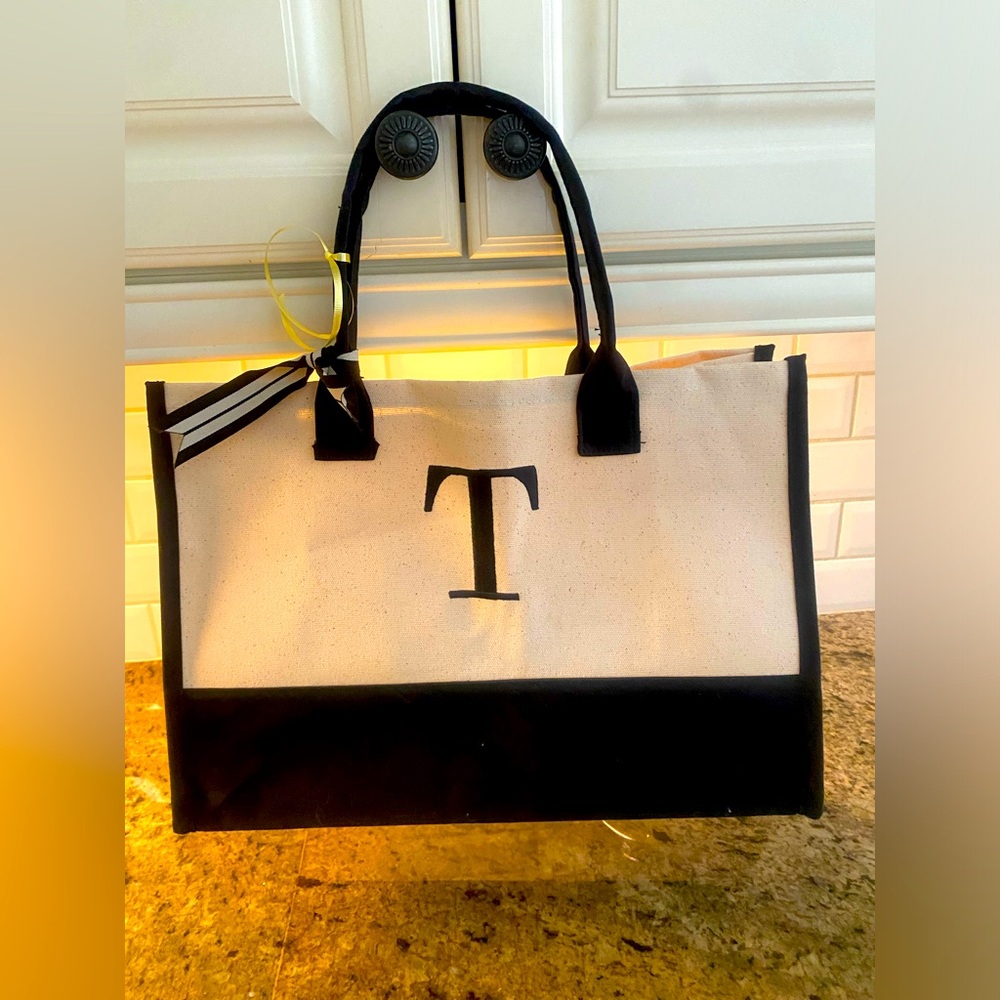 Monogrammed tote with a T Mud Pie